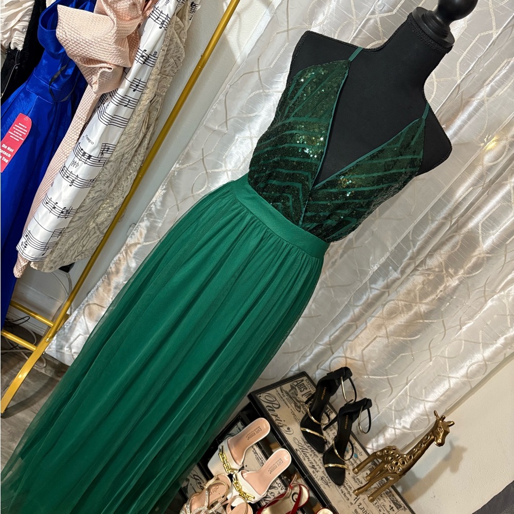 Gorgeous green dress